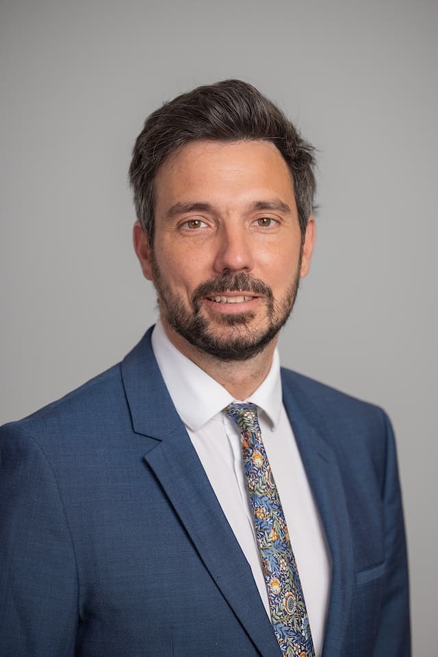 Péter LÁBODY